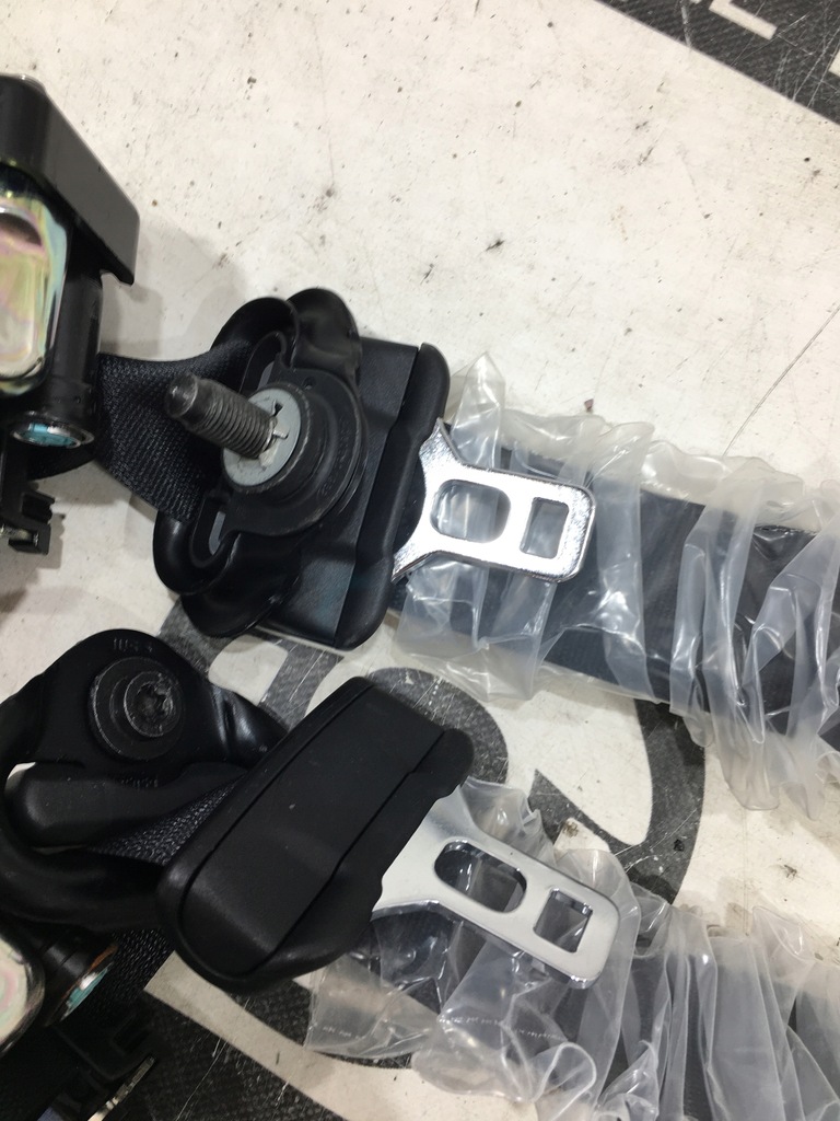 фото №8, Mercedes e-kl w213 pas ремені безпеки задня org