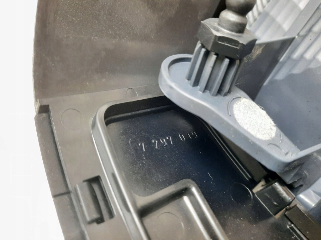 Bmw 1 f20 f21 лампа задня 7297019 Доставка