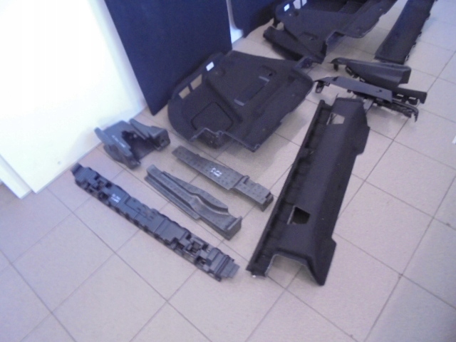 фото №3, Пол обшивки багажника bmw serii 1 f40 2020 rok