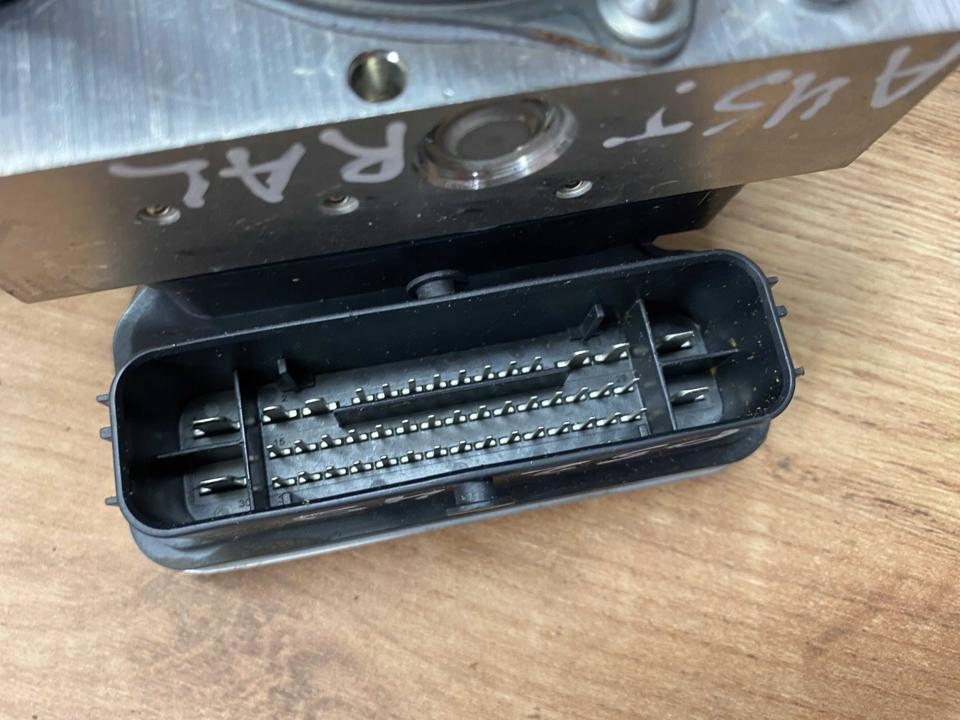 Модуль керуючий abs гідравлічний renault austral 2024 476603558r Зі Шроту