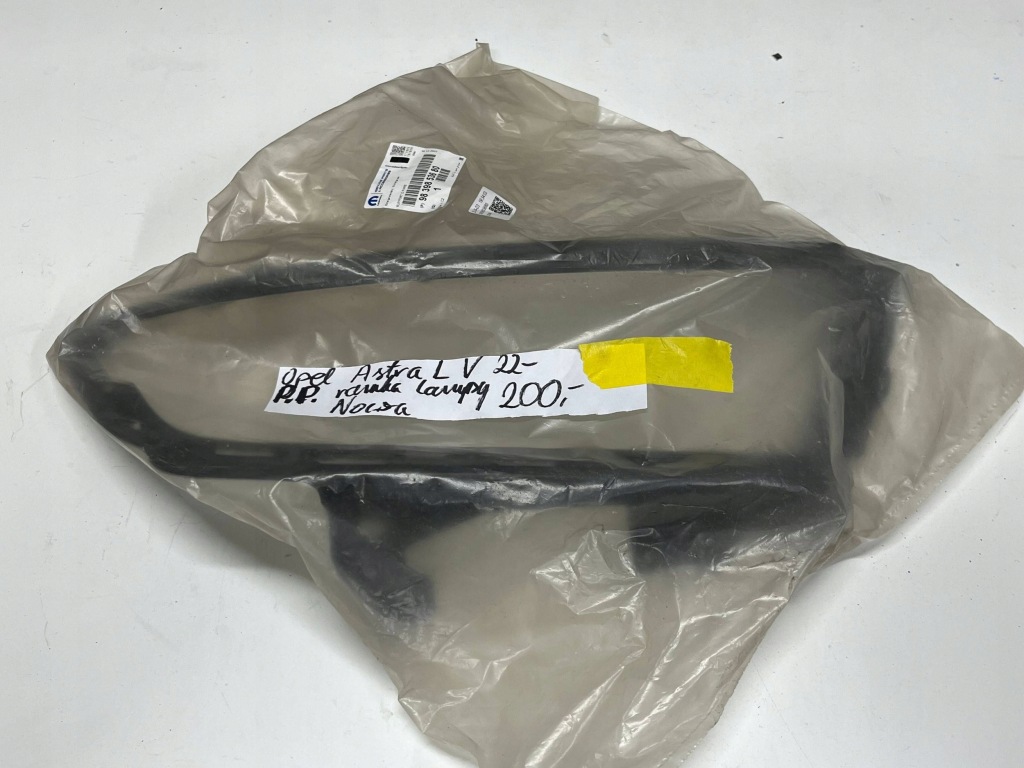 фото №1, Opel astra l vi рамка кронштейн лампи правий перед 9839853680