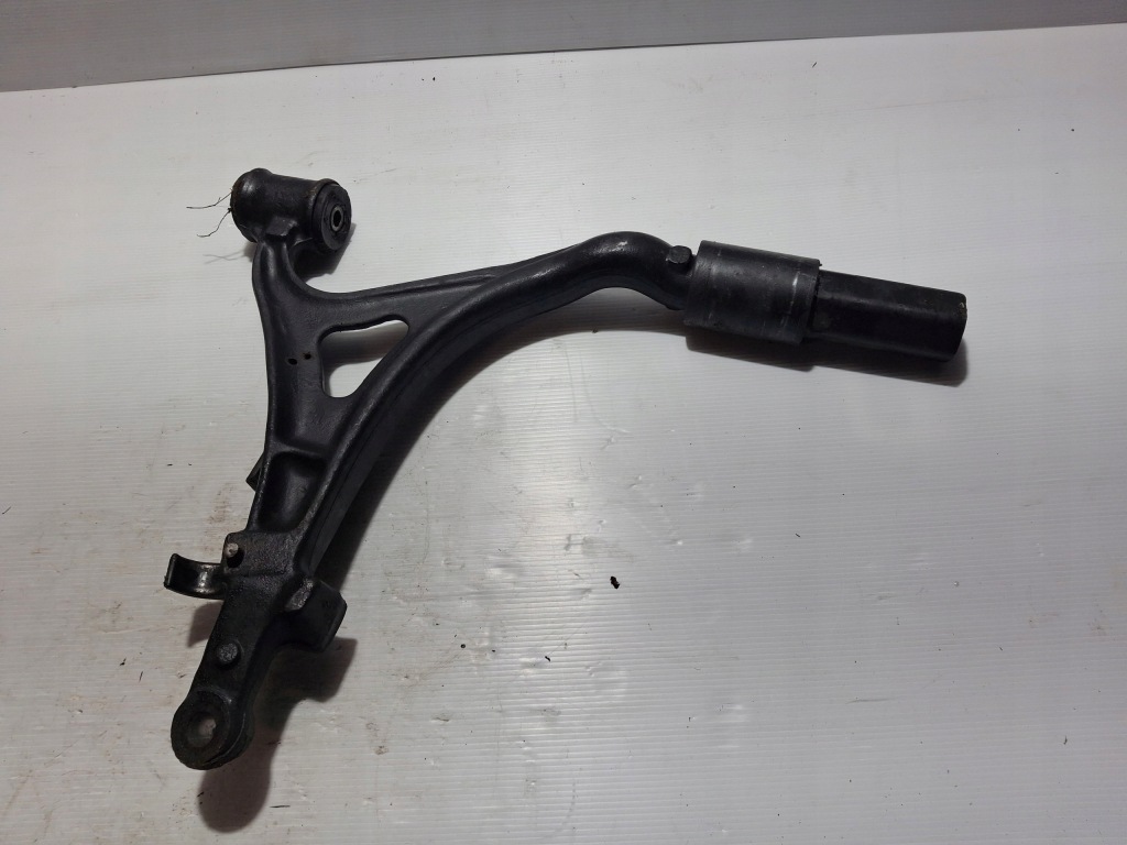 фото №1, Mercedes w163 ml рычаг правый перед передний