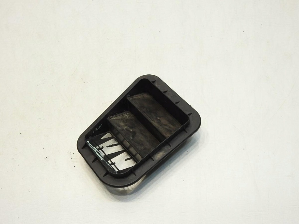 фото №7, Решётка вентиляционная левый задняя kia sportage iii 9751017000