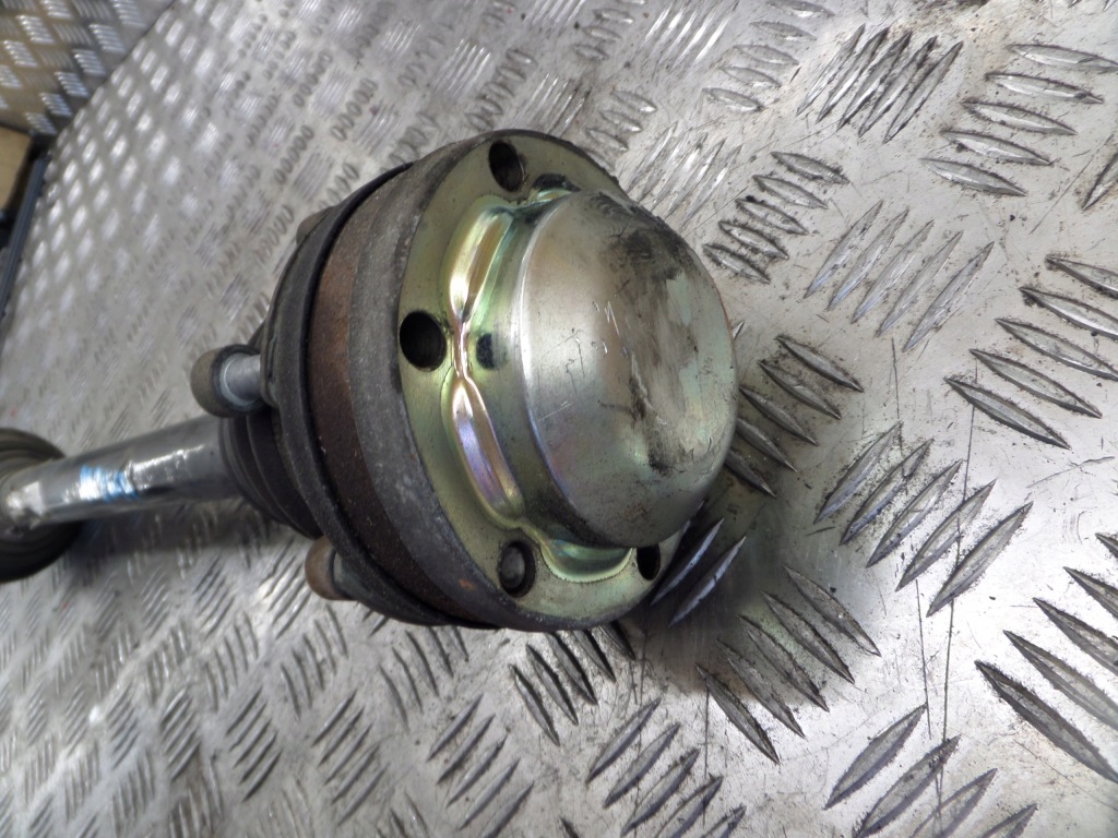 фото №3, Audi rs6 приводной вал правая 8r0501204d