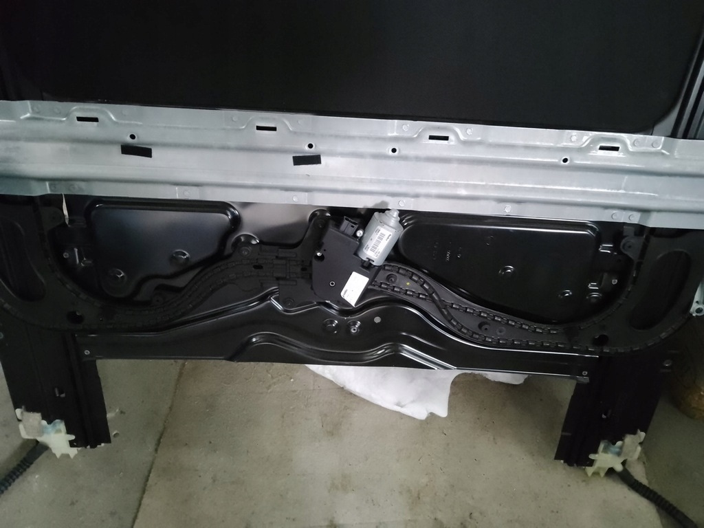 фото №6, Bmw f10 люк