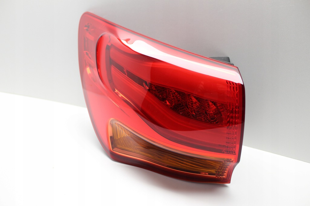 фото №4, Kia ceed 2 ii kombi - лампа задняя левая led 2012+