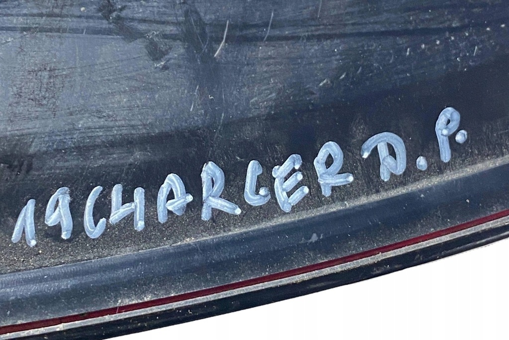 фото №9, Лампа правая задняя dodge charger 68213144ad 3.6l бензиновый 218kw 2019