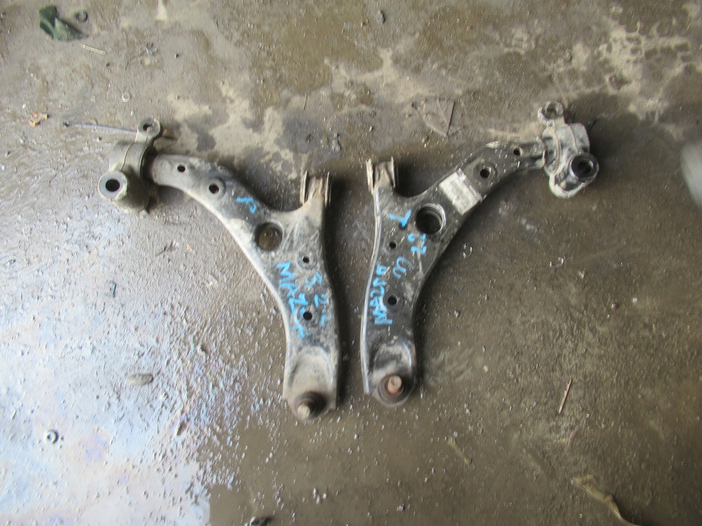 фото №1, Важіль правий перед mazda iii bm 2.2