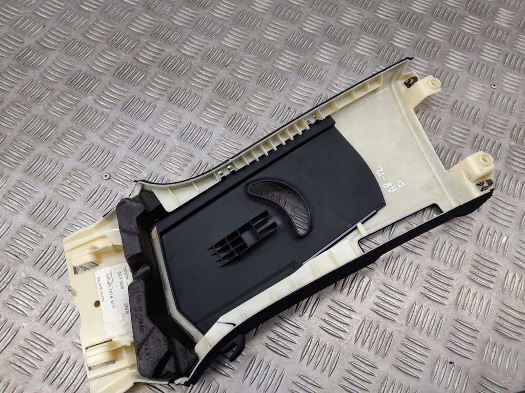 фото №5, Audi a8 s8 d4 4h 4h0867240b правая сторона защита верхний стойка / b