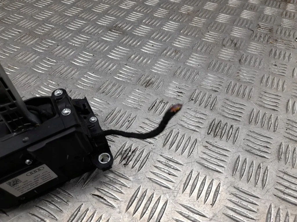 фото №6, Audi q5 sq5 80b713041n середина домкрати i вибірник