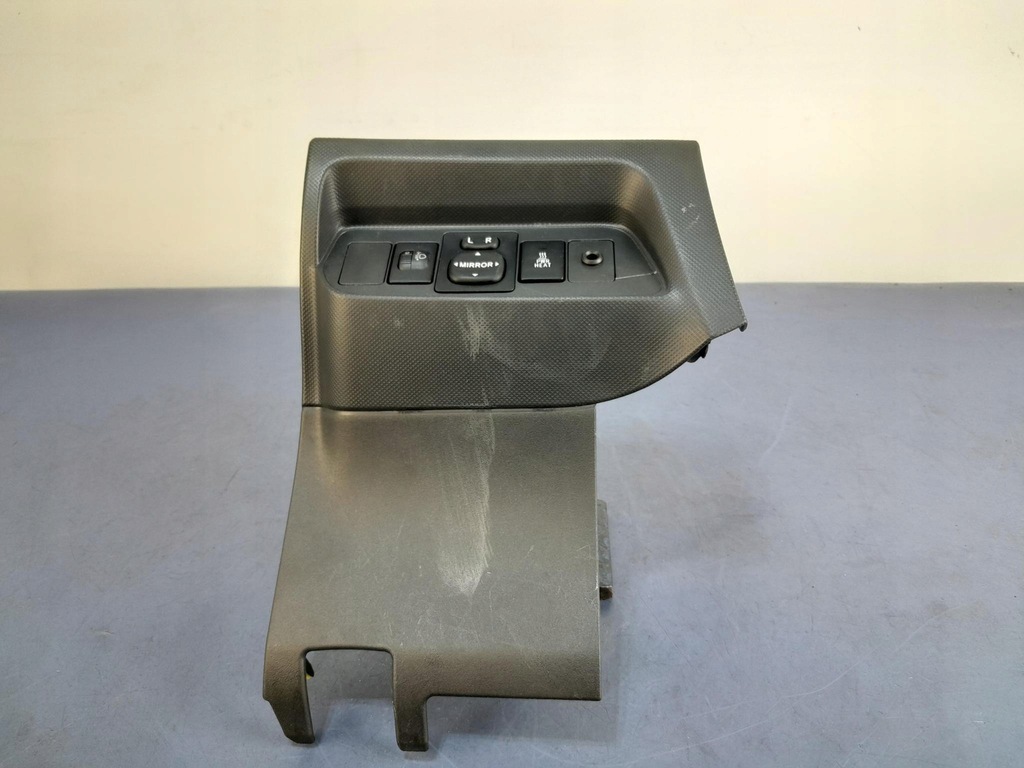 фото №1, Toyota auris i переключатель регулировки зеркал