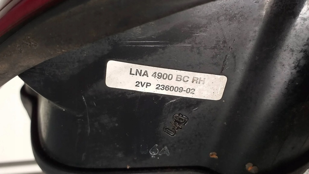 фото №9, Jaguar xj x300 лампа задняя правая 236009-02