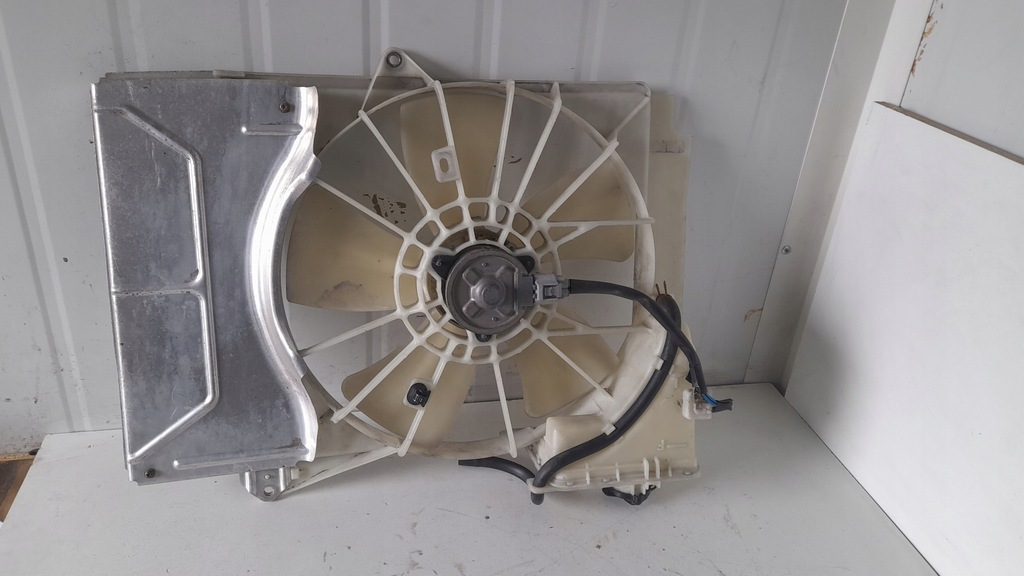 фото №1, Toyota yaris ii 1.0 b вентилятор радіатора вентилятор