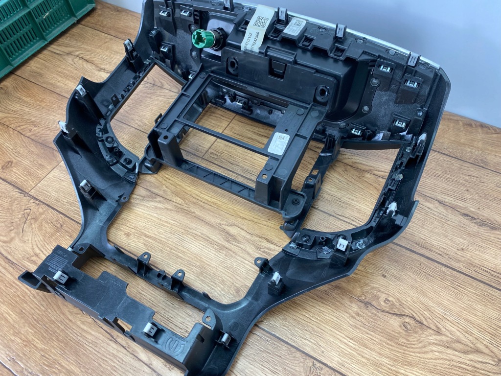 фото №8, Рамка панели навигации панель dodge ram 1500 2019+