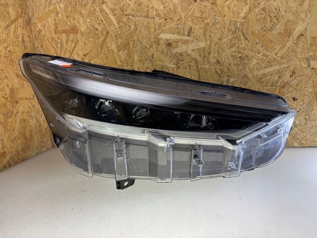 фото №1, Ford mustang mach-e 2022 лампи передні