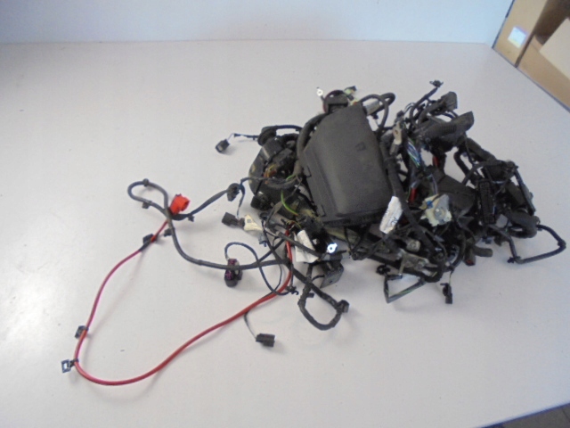 фото №1, Електропроводка відсік двигуна jaguar e-pace 2.0d 19r