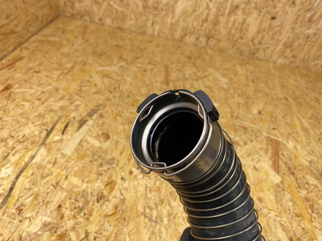 Патрубок труба шланг повітря інтеркулер bmw f20 f21 f30 f31 f32 f34 8573762 Ціна