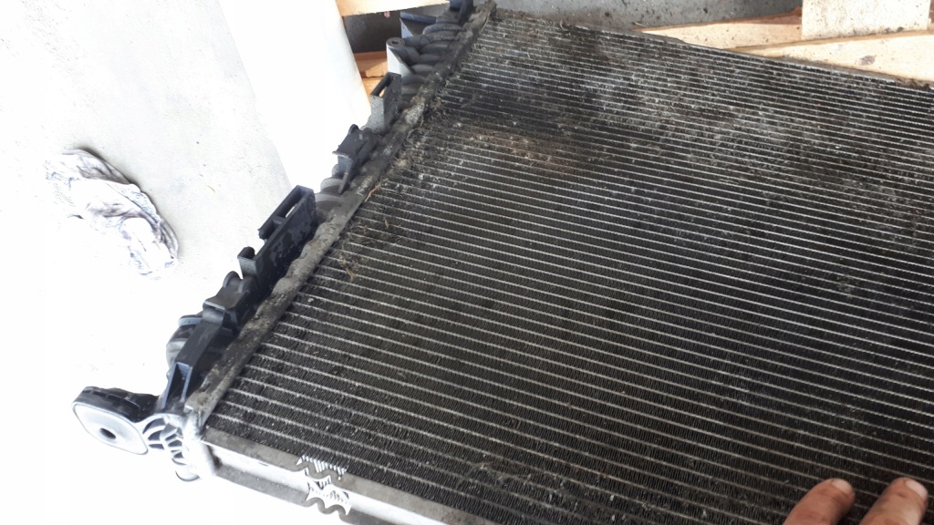 A5 8t радиатор воды 8k0121251h 2.7 3.0 tdi a4 b8 Цена