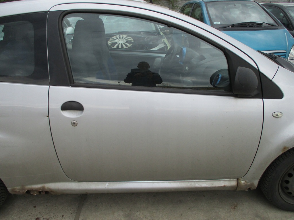 фото №1, Citroen c1 двері праве 3d