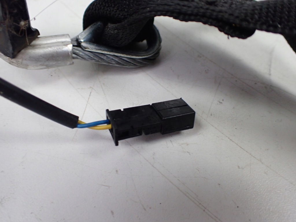 фото №5, Mercedes s w220 pas безпеки середина задня