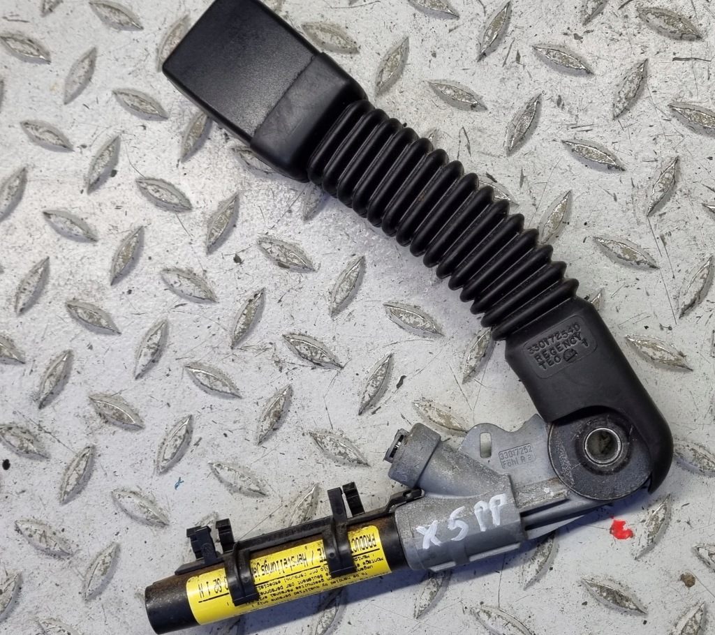 фото №1, Bmw x5 e53 натяжитель поперечина правый 8408760