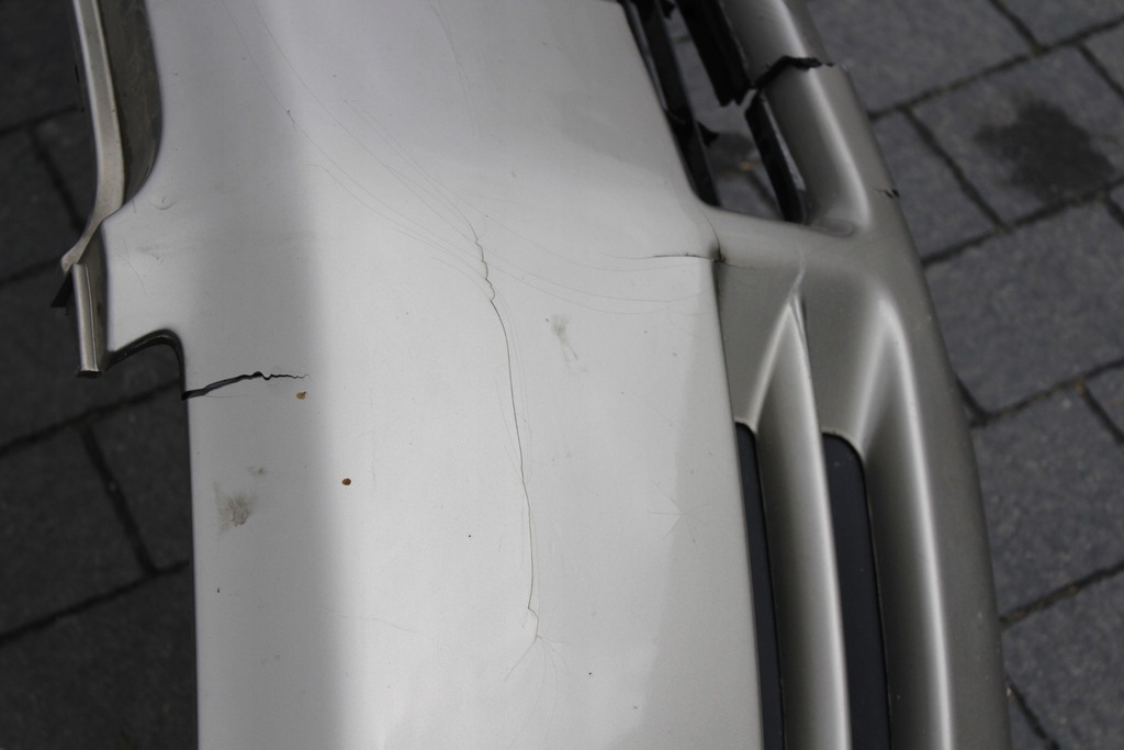 фото №15, Бампер перед toyota avensis verso