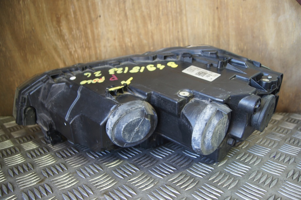 фото №9, Лампа правая vw polo vi 2g 2g1941006