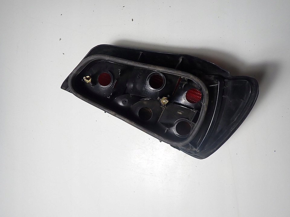 фото №7, Лампа задняя левая peugeot 306 95r 3d 315