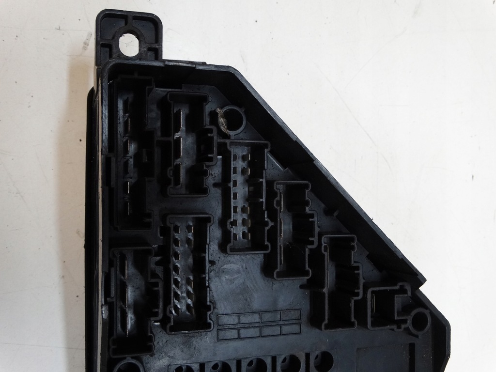 фото №7, Коробка запобіжників rover 75 103111r