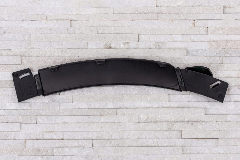 Mercedes a-class w177 2018+ молдинг перед бампера боковая правая a1778857303 Цена