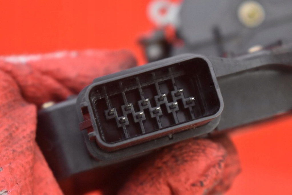 фото №8, Замок двері правий перед передній eu 30753664 volvo s40 v40 2 ii 04-12