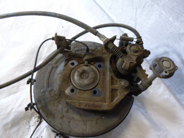 фото №4, Opel astra j ступиця правий задня супорт задня