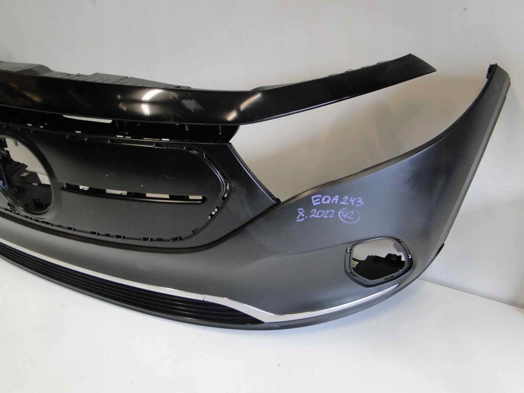 фото №10, Mercedes eqa h243 243 бампер нижняя часть bez pts