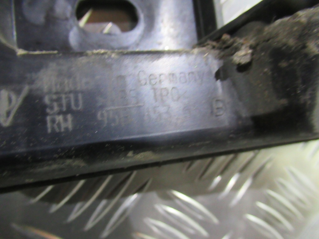 фото №6, Porsche macan направляющая направляющие кронштейн порог