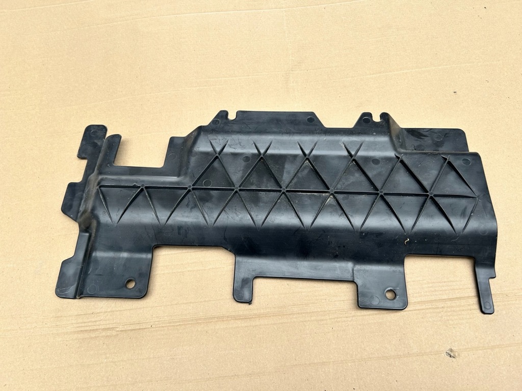 фото №3, Защита заглушка mercedes r klasa w251 a2516801418