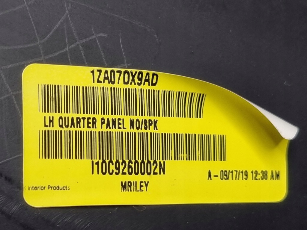 фото №10, 2019 dodge challenger обшивка задний coupe 1za07dx9ad