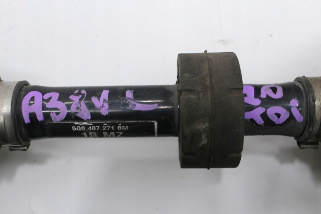 Приводной вал левая 5q0407271bm audi a3 8v 2.0 tdi Киев