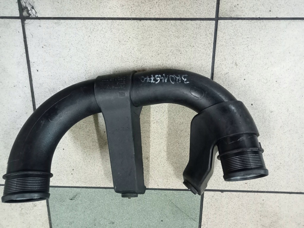 Купити Seat оригінальний номер 3r0145770