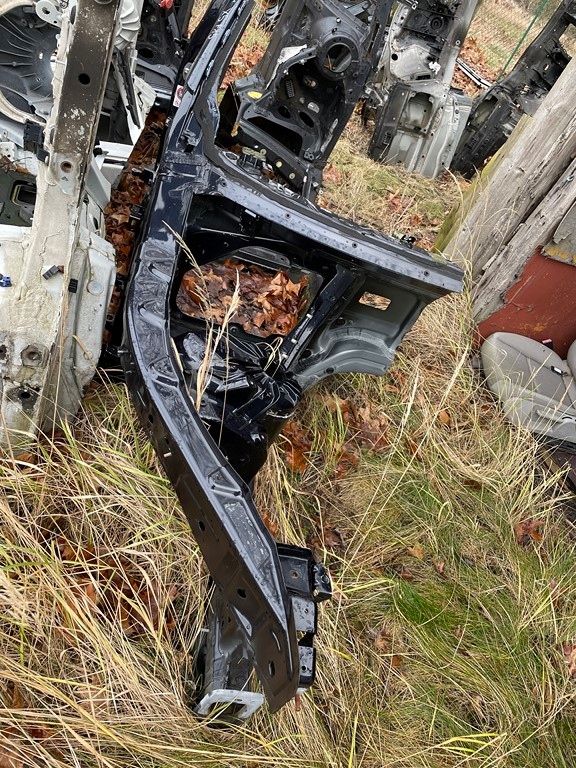 фото №1, Четверть лонжерон перед передняя правая левая bmw x5 f15