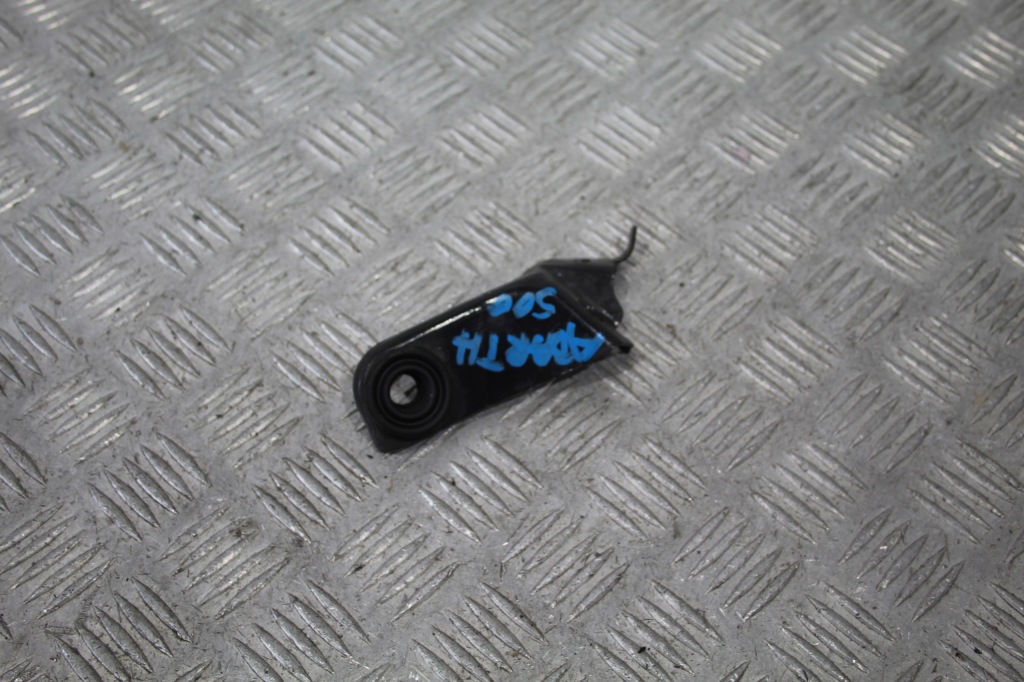 фото №1, Кронштейн радіатора fiat 500 abarth lift