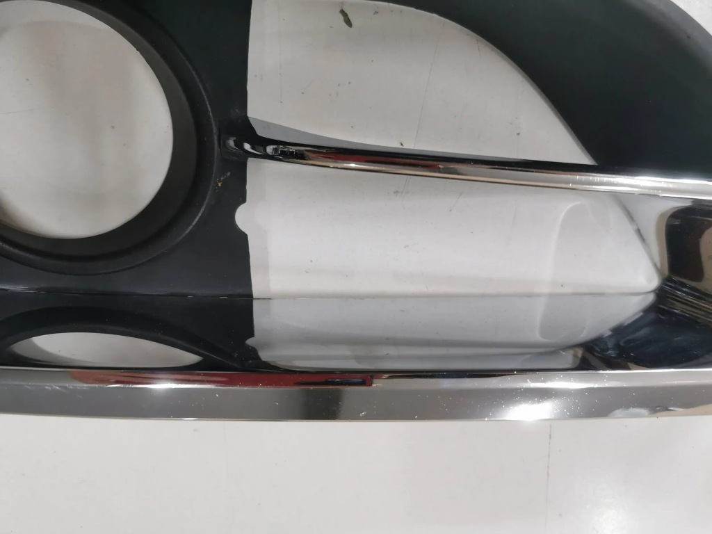 Решётка бампера передний bmw 2 f44/f45 luxury правый  1 левая 593. Оригинал