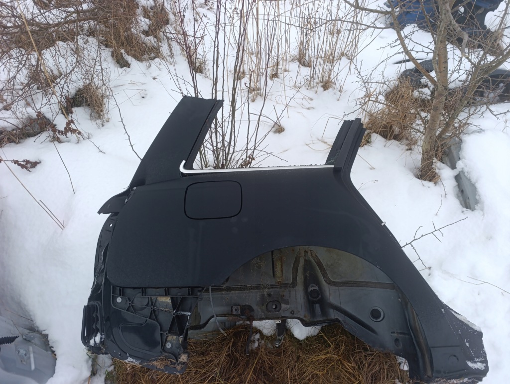 Четверть a4 b7 kombi audi правый задняя Доставка