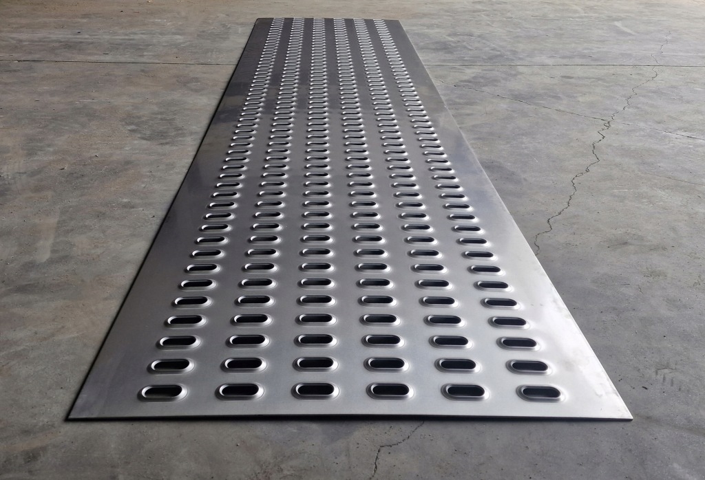 Лист lohr алюминиевая 75x300cm сертификат vdi 2700 najazd платформа эвакуатор Цена