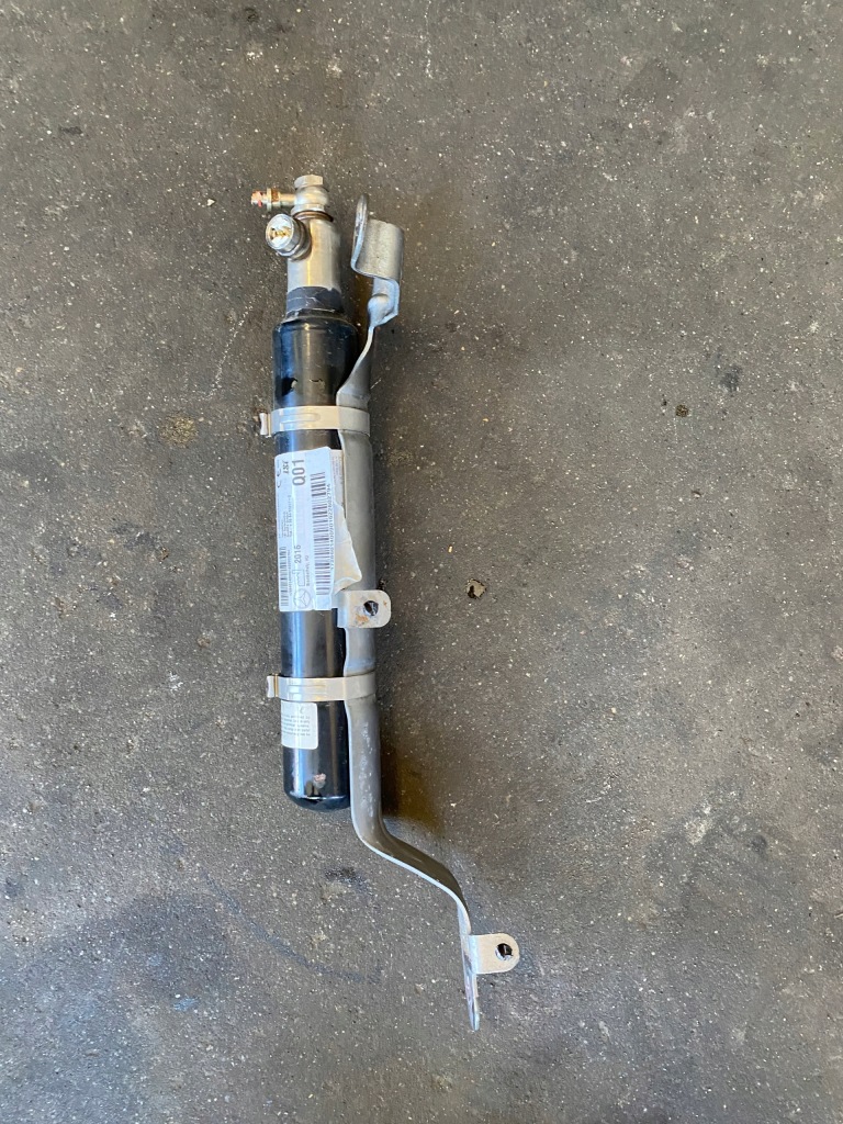 фото №1, Mercedes slc 172 gaśnica оригинал 1728601400