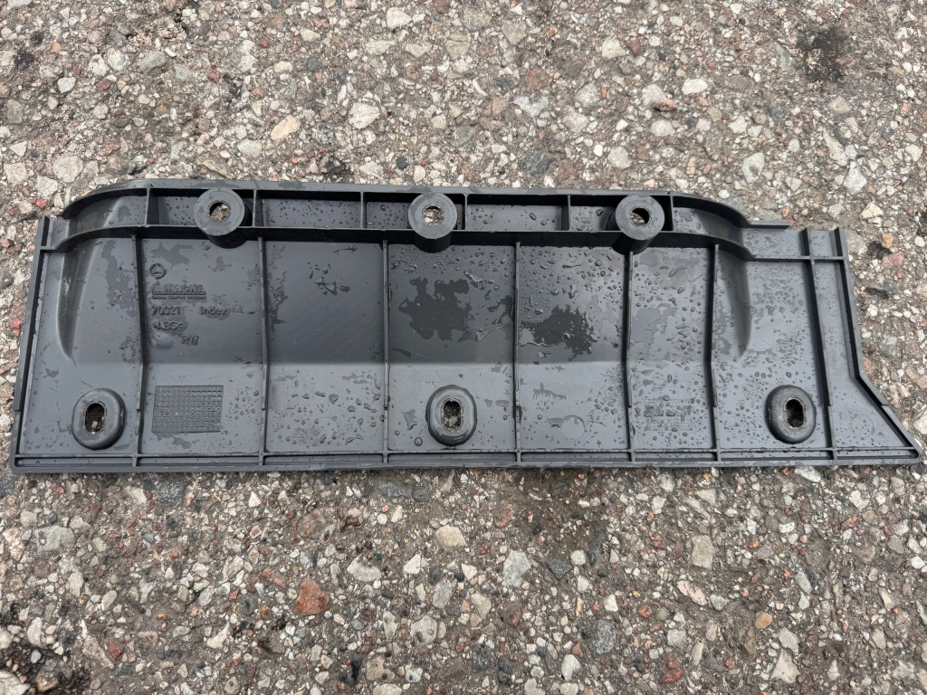 Заглушка поріг бардачка поріг mercedes actros mp 2 mp 3 Ціна