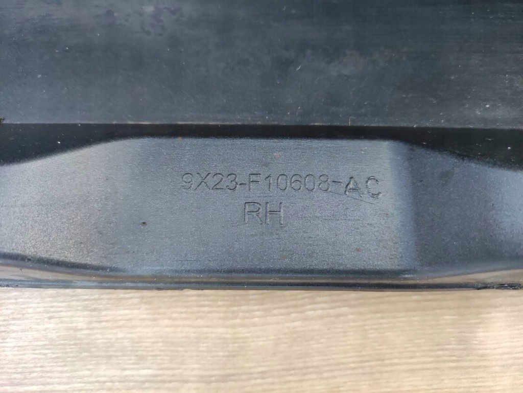 фото №12, Jaguar xf x250 накладка молдинг правый порог 9x23-f10608-ac