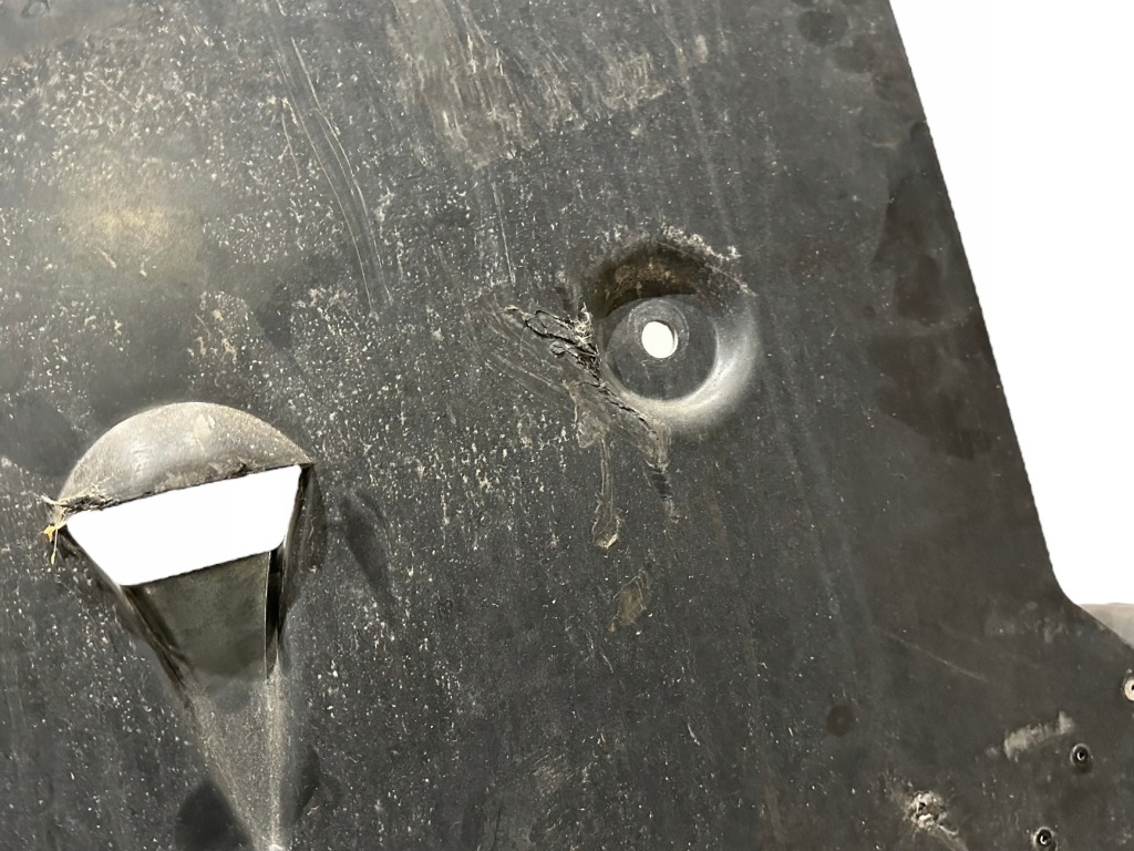 фото №15, Ferrari f12 berlinetta плита захист підвіска 83370900