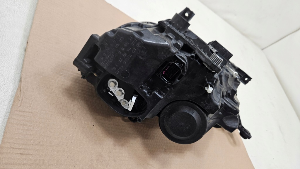 фото №8, Лампа правая перед передняя audi a1 ii full led 82a 82a941034d