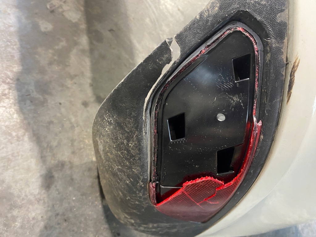 фото №7, Porsche cayenne ii бампер задня lr9a