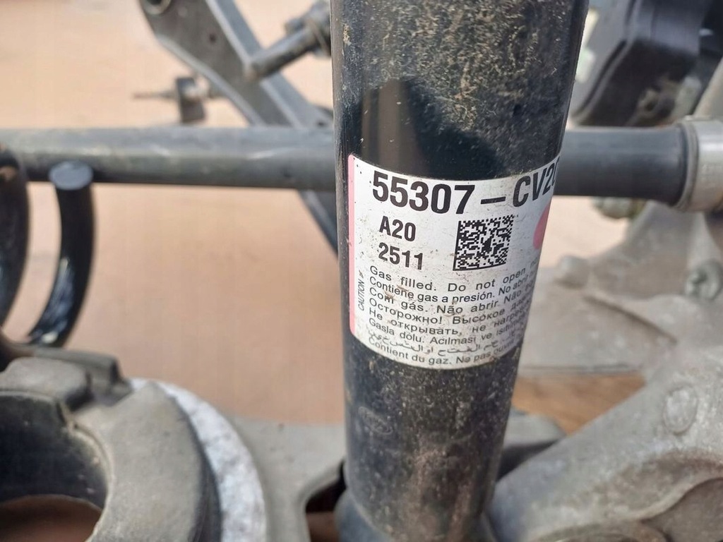 фото №6, Поворотний кулак важіль підвіска праве задня kia ev6 2x4 повний 55307-cv200